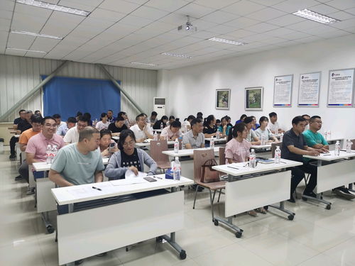 卫辉分局组织召开危险废物规范化管理现场观摩交流会 助力产废企业提升管理水平